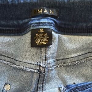IMAN Women’s Straight Leg Jeans 👖 SIZE: 12 SHORT